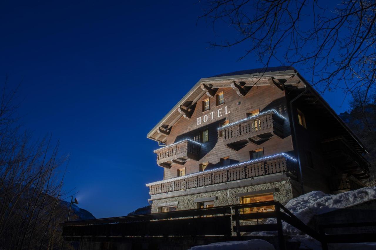 Hotel Rascard Valtournenche Ngoại thất bức ảnh